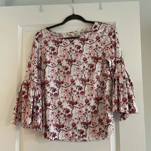 Jane and Delancey floral blouse flare sleeves